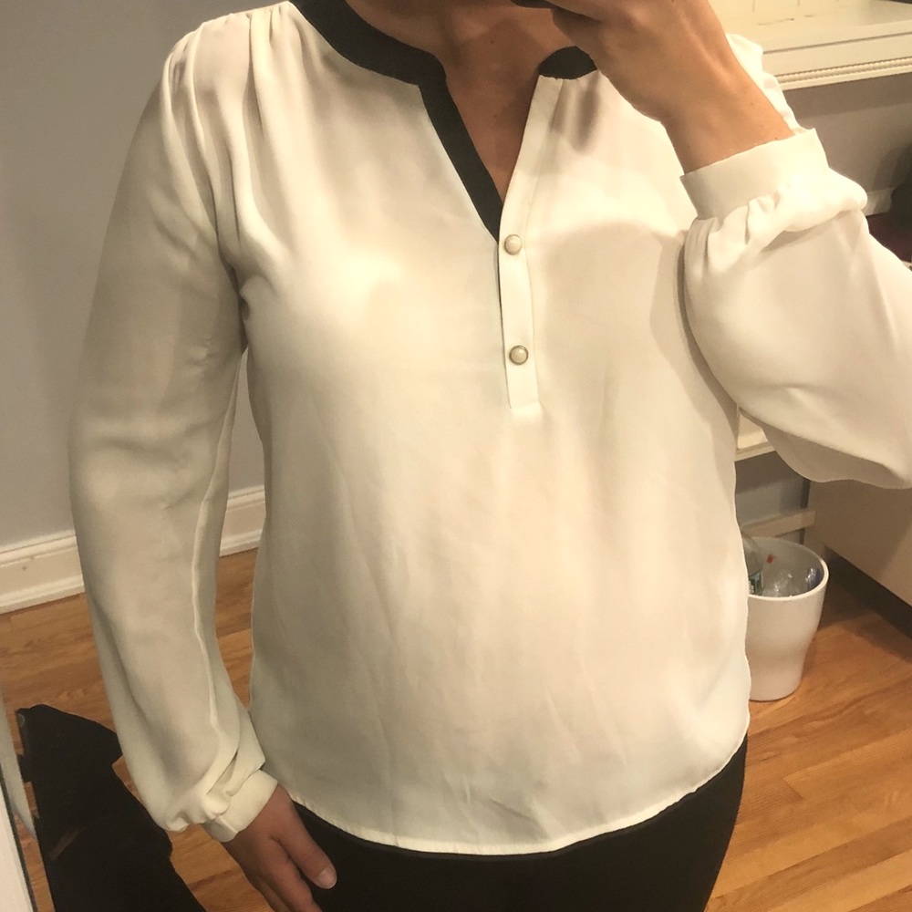 DINA B WHITE SILK BLOUSE WITH PEARL BUTTONS